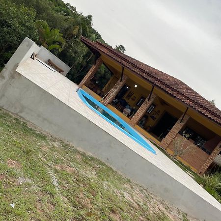 Chacara Santa Fe Guest House อีบิวนา ภายนอก รูปภาพ